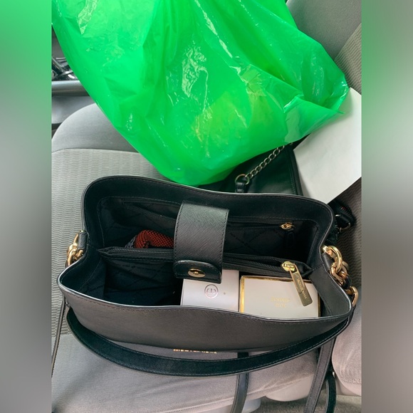 Black large handbag leather brand new never used - Picture 2 of 4